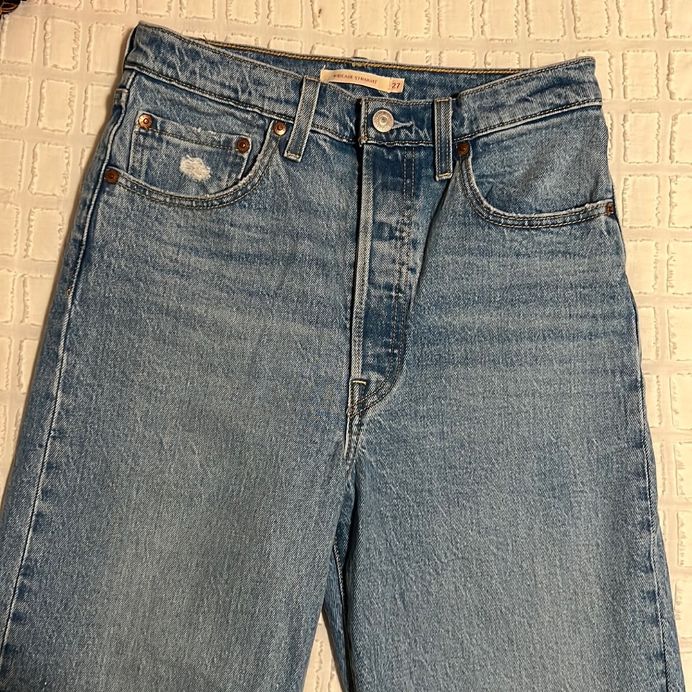 Levi’s rib cage denim